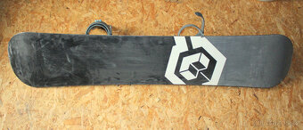 Snowboard starší, velmi zachovalý - 149cm 1td  sentry - 3