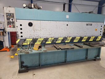 Hydraulické tabulové nůžky CNTA 3150/10A - 3