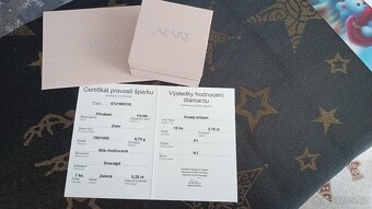 Přívěsek s bílého zlata se smaragdem a brilianty - 3