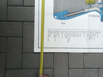 Prodam original plakatu Pistole vz. 82 - 3