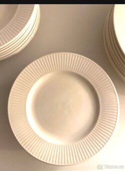 Sada talířů - 3