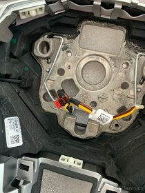 Multifunkční volant VOLKSWAGEN - 3
