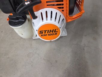 Prodloužené nůžky na živé ploty STIHL KM 100R + nástavec - 3