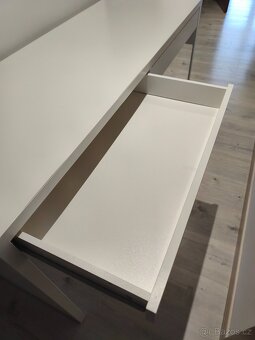 Psací stůl IKEA - 3