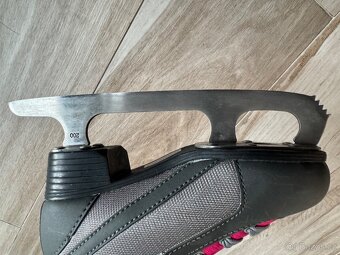 Dívčí brusle Crowned - 31 - 3