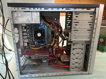 PC stolní sestava - 3