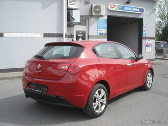 Alfa Romeo Giulietta 1.6 JTD 88KW - 3