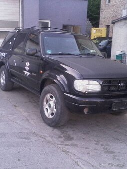 ford explorer 4.0l,150kw,r.v.7-01,174000km. - 3