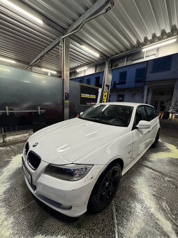 BMW e91 318i - 3