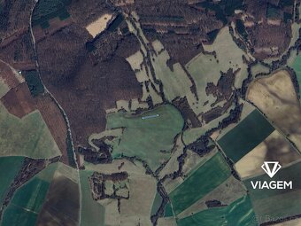 Pole 1 489 m² - 3