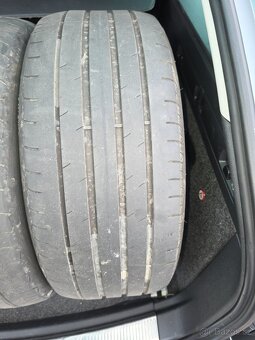 225/45 R17 - 3
