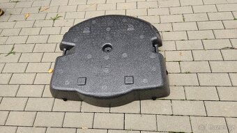 Polystyrenová výplň rezervy Toyota RAV4, 64993-42011, nová - 3