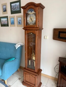 Stojací podlahové (dědečkovy) hodiny s čtvrťovým bitím - 3