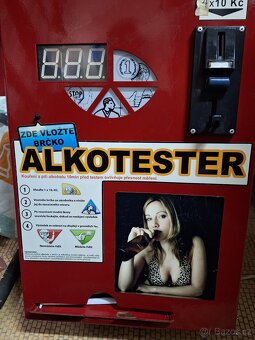 Nástěnný alkotester. - 3