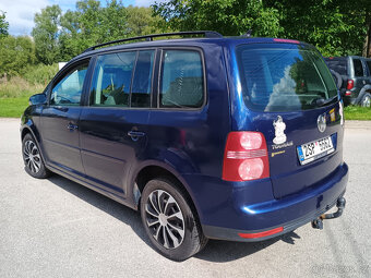 VW Touran 1,9TDI,77kw,r.2007,závěs - 3