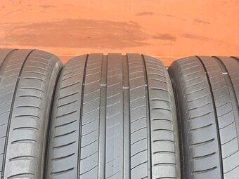 Letní Michelin 215/55/16XL - 3