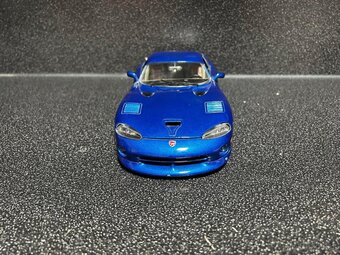 Dodge Viper GTS 1:18 - 3