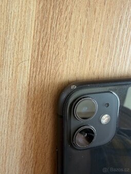 Apple iPhone 11 64GB - 3