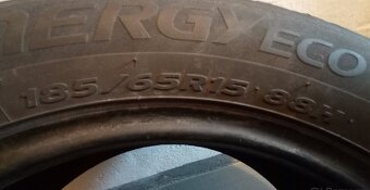 Pneu 185/65 R15 - 3