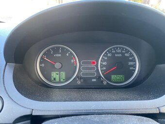 Ford fiesta 1.4 tdi - 3