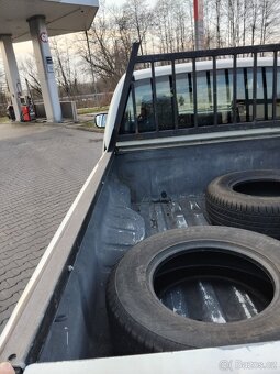 Navara King Cab. Double Cab Pick Up - 3