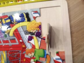 Goki dřevěné puzzle hasiči - 3