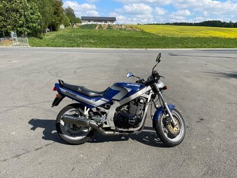 Suzuki GS500E - 3