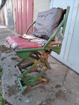 Sedačka traktor Škoda 30 - 3