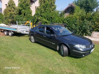 Půjčím vozík se sklápěním nosnost 2.2t v TP 1t - 3