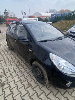 Hyundai i20 /benzin + LPG) - 3