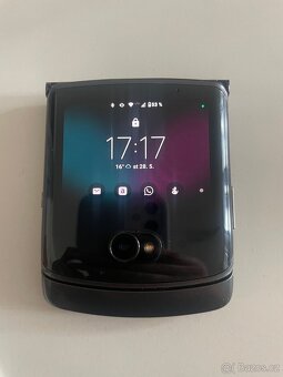 Motorola Razr 5g - 3