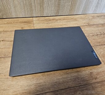 Lenovo V15-IIL - i5 10gen, 8gb ram - 1 rok záruka - 3