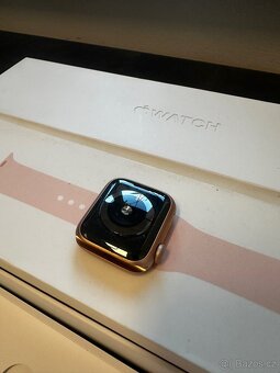 Apple WATCH 5 - 40mm 32Gb - gold - 3
