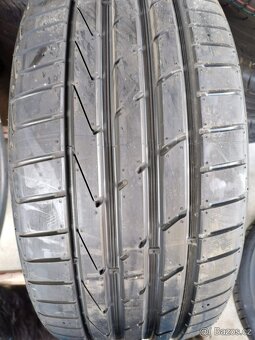 225/35/19 letni pneu HANKOOK a BRIDGESTONE 225 35 19 - 3