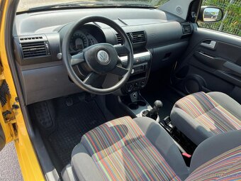 Volkswagen Fox, 1.2 i KLIMA 1.MAJITEL NOVÁ STK - 3
