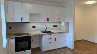 Pronájem bytu 1+kk Vsetín-Semetín 40 m2 - 3