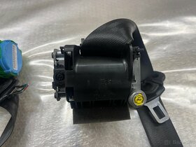 ZADNÍ PÁSY AUDI A4 B8 KOMBI 8K0857805K - 3