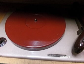 starý gramofon - 3