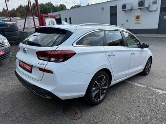 Hyundai i30 1.5 T-GDI MH • 3/2022 • 117kw • Původ ČR • ACC - 3