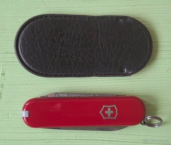PREDÁM PRODUKTY  VICTORINOX - 3