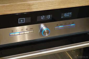 Trouba nerezová Siemens HB36AU560, lyžiny - 3