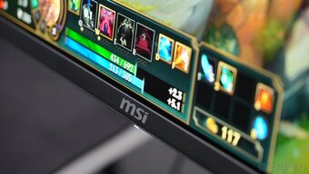 4K OLED 27" monitor MSI - výborný stav, záruka - 3