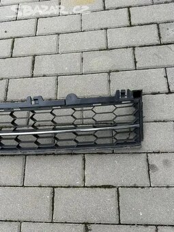 Středová mřížka předního nárazníku Superb 3 Face - 3