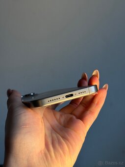 iPhone 15 Pro Max 256 GB - 3