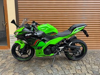 Kawasaki Ninja 400 - 3