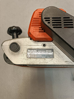MAKITA PÁSOVÁ BRUSKA M9400 - 3