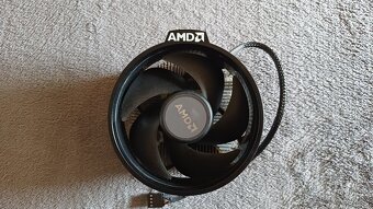 AMD Ryzen 5 2600 - 3