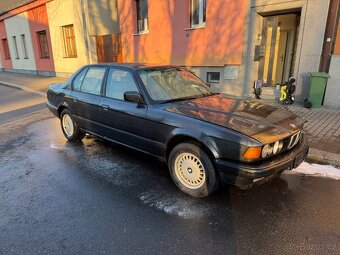 BMW 735i E32 - 3