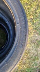 Avon 225/40 R18 - 3