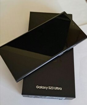 Prodám Samsung Galaxy S23 Ultra 12/512GB - 3